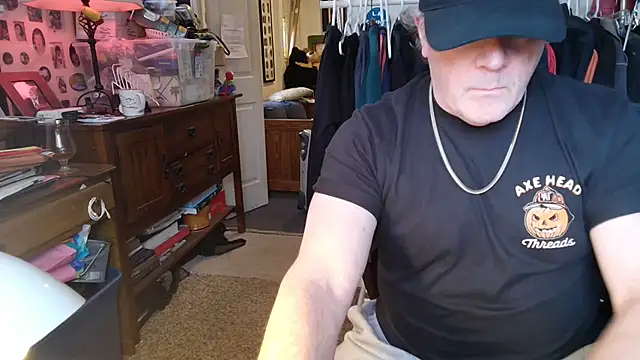 DougGlatt16's Webcam Show