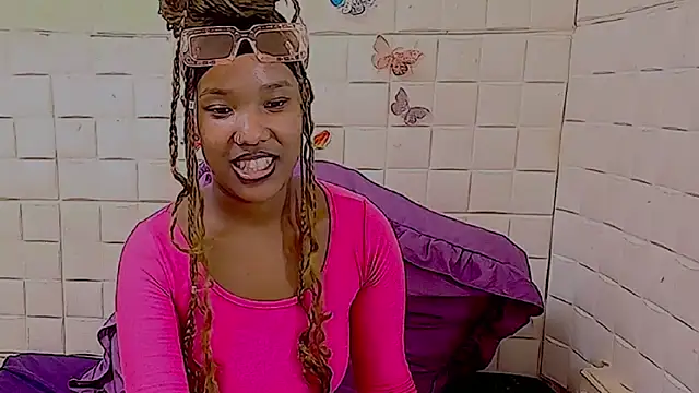 Онлайн чат XXX EroticSexyPrada