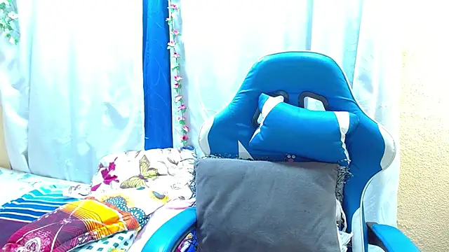 Gia_leinn élő XXX-chatje