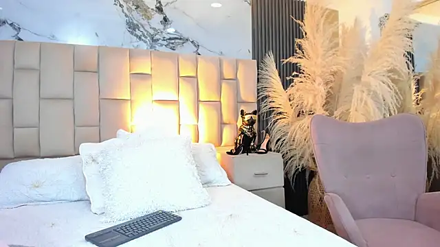 cloesummerr_ élő XXX-chatje