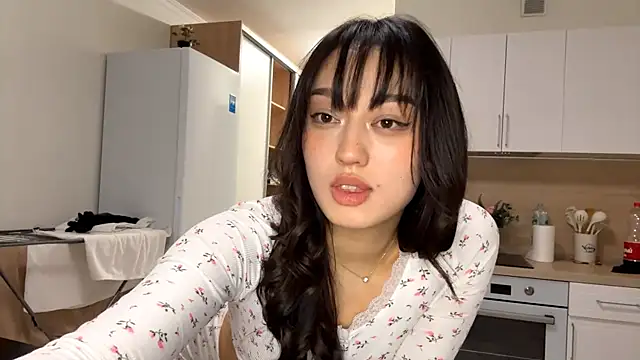 SweetSakuraJane live XXX chat