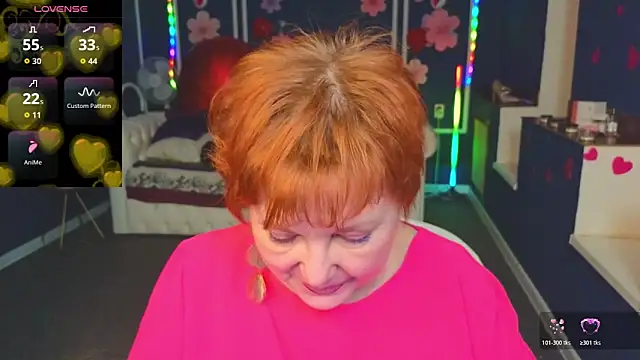 Chat +18 de Kira_Kenett ao vivo