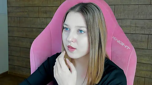 แชท XXX สดของ TinnaBurton