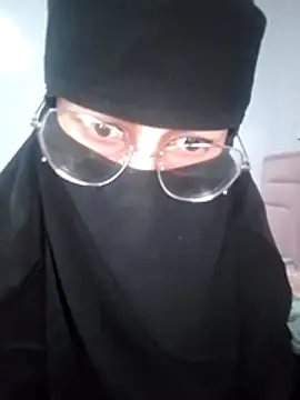 Kawtr9ahbtk Adlı Modelin Web Kamerası Şovu