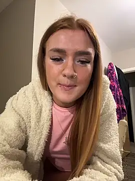 MolliePolly 即時 XXX 聊天