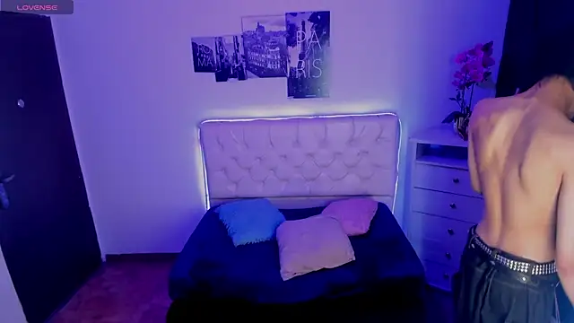 عرض كام Juli_Roos_