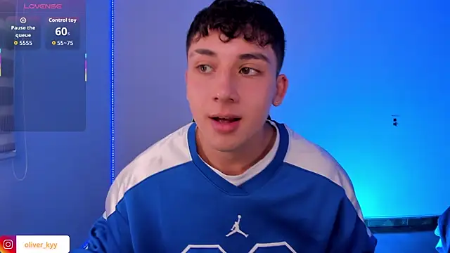 عرض كام oliver_kyy