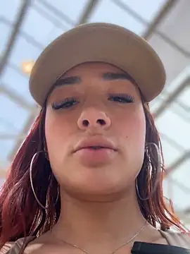 ariiel_ Adlı Modelin Canlı XXX Sohbeti