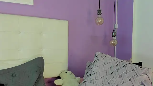 Charlotte11-11: онлайн-секс-чат