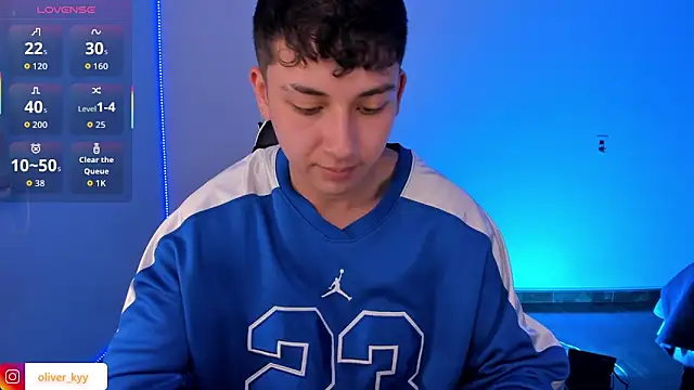 XXX chat uživo modela oliver_kyy