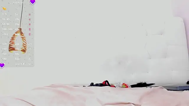 Chat +18 de CIELO_BANKS ao vivo