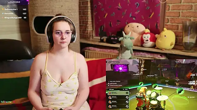 GamerGirl_Eve 即時 XXX 聊天