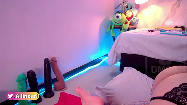 XXX chat uživo modela ailin_curl