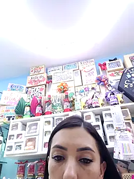 LunaZambrano 现场XXX聊天