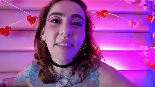 Evangelyne_1 élő XXX-chatje