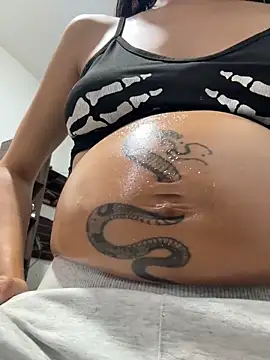 pregnant_sofii18n Live XXX chat