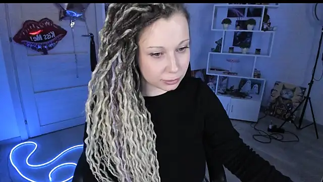 Chat +18 de HoneySallyMoore ao vivo