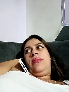 Chat +18 de MariBelle1 ao vivo