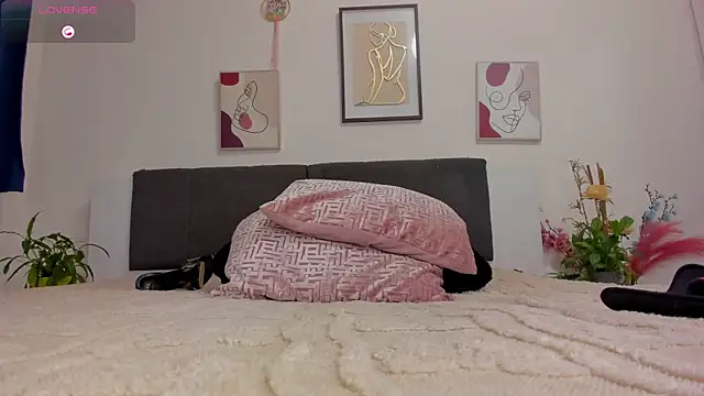 Almatoys Chat XXX in diretta