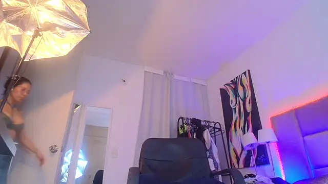 Chat XXX en directo de lizzy_squirt