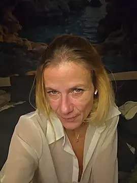 Chat XXX en directo de yola181