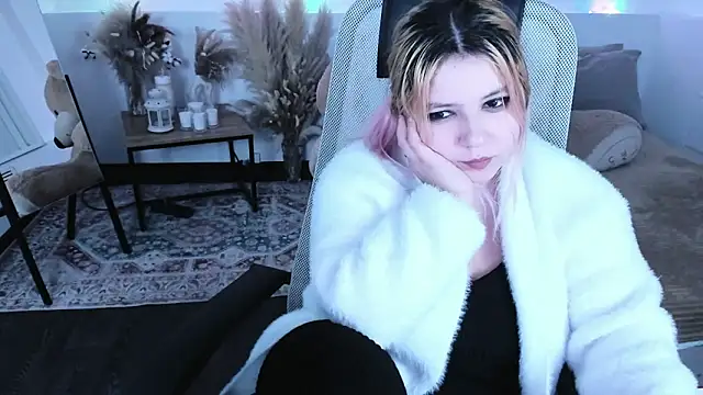 DiaAngell: απευθείας συνομιλία ΧΧΧ