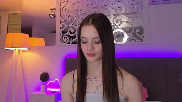 LuisaClover Live XXX-chat