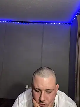 thepornplugz webkamerás műsora