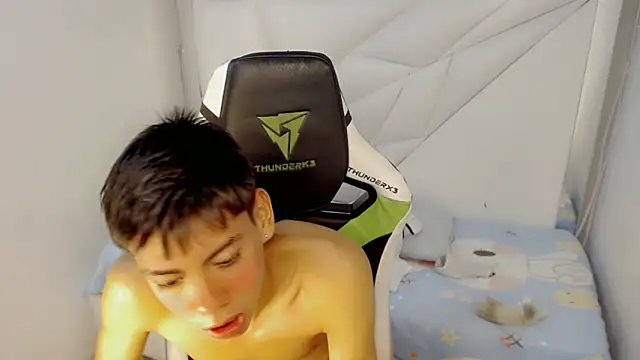 Liarr_ Chat XXX in diretta