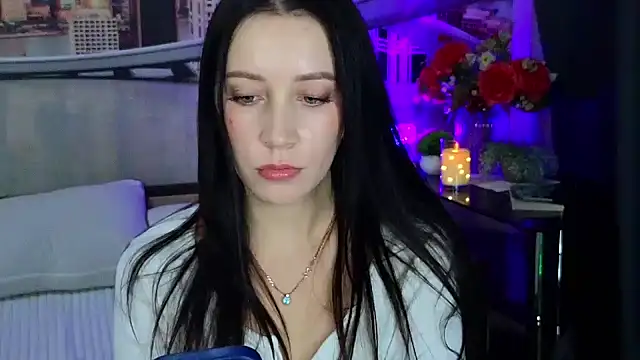 دردشة MonicaSweetx الجنسية المباشرة