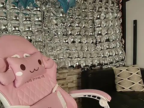 lala_cherry: απευθείας συνομιλία ΧΧΧ