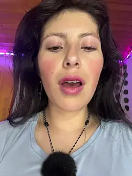 Chat XXX en directo de GiuliaBianchi