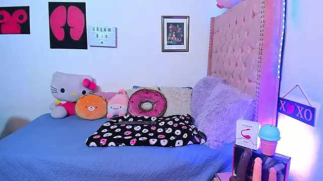 LillyCandy Chat XXX live