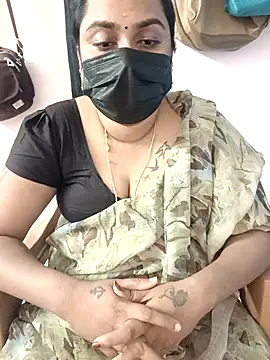 Show de Purna-28 na webcam