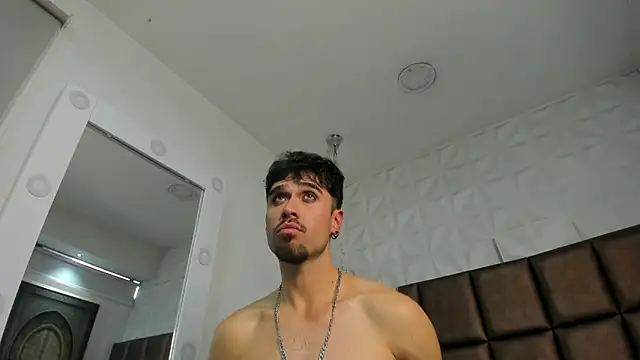 BrunoTurnerr Webcam-Show