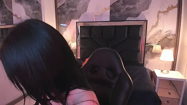 SusanVilla's Live XXX Chat