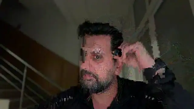 TARKAN1n Live XXX chat