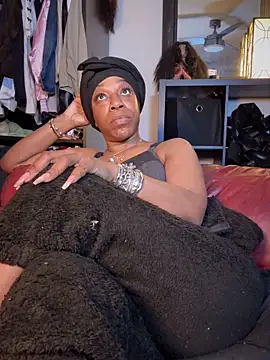 Pertunjukan Kamera Web Kennady_Buxum_Goddess