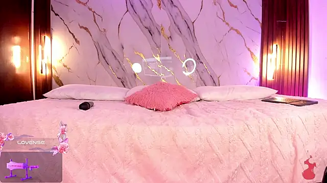 دردشة Emmiicute الجنسية المباشرة