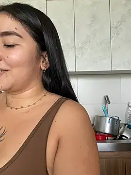 Chat +18 de Vickybon ao vivo