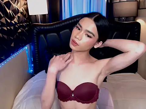 ItsurGirlMiana 网络视讯表演