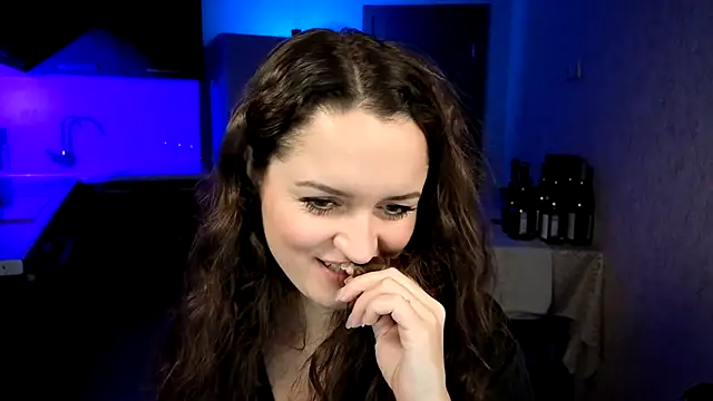 Chatroom XXX en direct de Cerann1