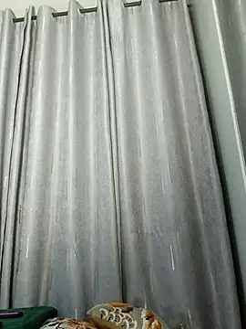 Czat XXX na żywo – Yoyo-__