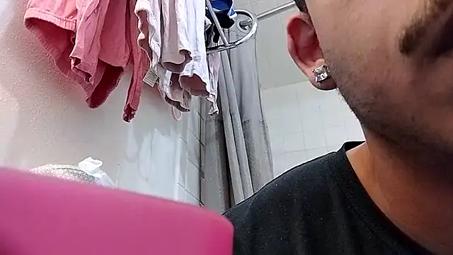 momo0208's Webcam Show