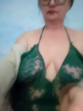 Chatroom XXX en direct de Hot-Muci