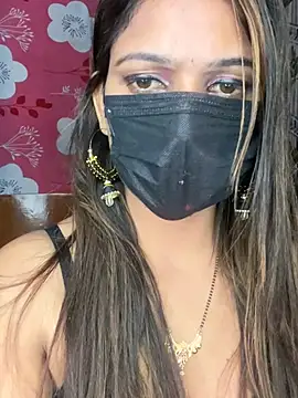 CUTI-NAINA Adlı Modelin Web Kamerası Şovu