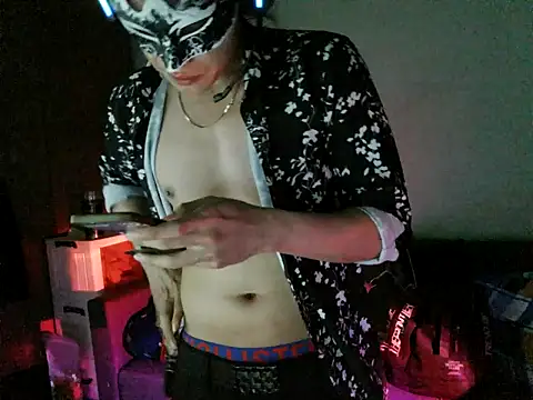 دردشة boyhigh1997 الجنسية المباشرة