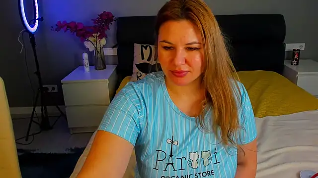 Passion-Blondy: απευθείας συνομιλία ΧΧΧ