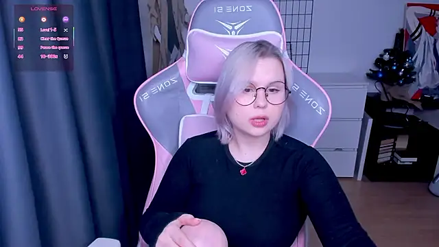 Chat +18 de miray_kuriyama123 ao vivo