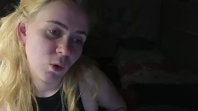 Онлайн чат XXX Riley_Roo